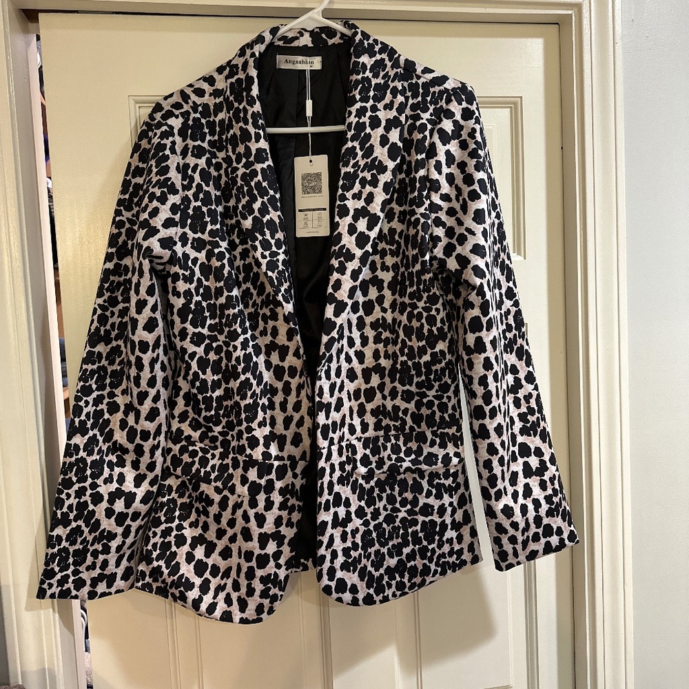 Leopard blazer